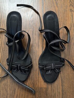 ZARA Black Strappy Lace-Up Sandals with White Stitching